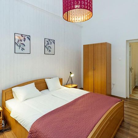 Sophie Apartman Eger Zewnętrze zdjęcie