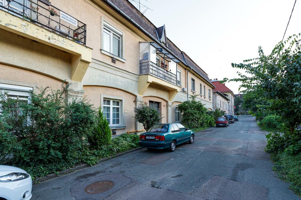 Sophie Apartman Eger Zewnętrze zdjęcie
