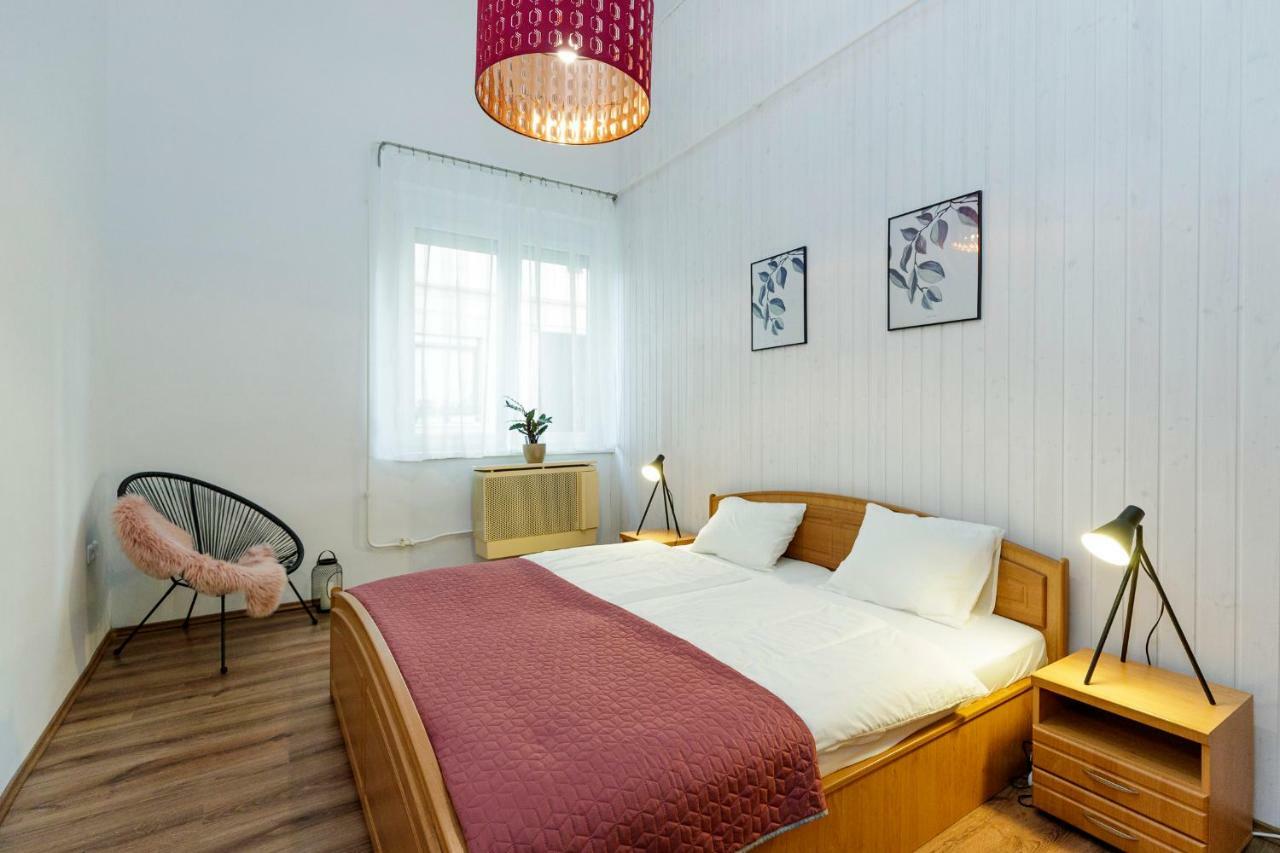Sophie Apartman Eger Zewnętrze zdjęcie